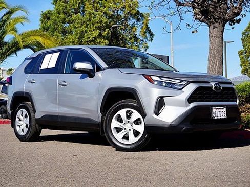Used 2025 Toyota RAV4 LE image 2