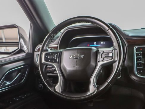 Used 2023 Chevrolet Tahoe Z71 AWD/4WD image 13
