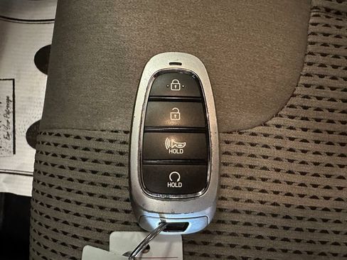 Used 2022 Hyundai Santa Fe SEL AWD/4WD image 17
