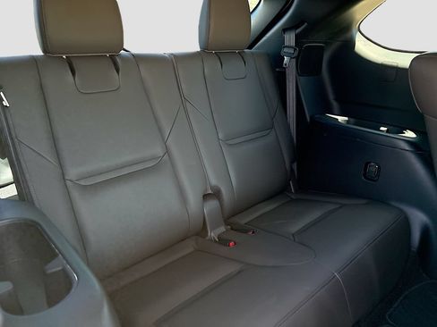 Used 2023 MAZDA CX-9 Signature AWD/4WD image 28