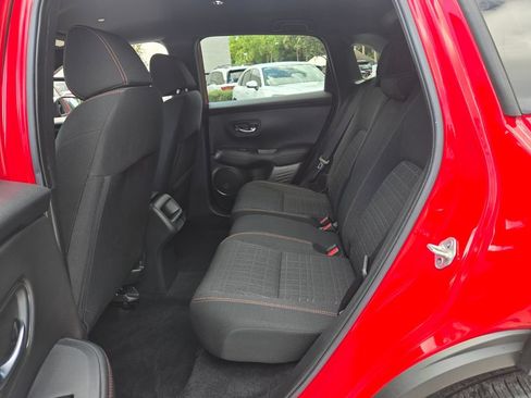 Certified 2025 Honda HR-V Sport image 11