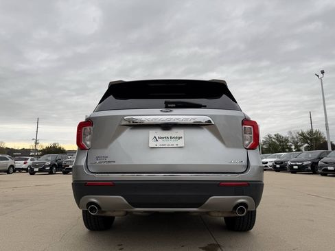 Used 2022 Ford Explorer Limited AWD/4WD image 31