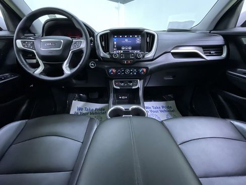 Used 2023 GMC Terrain SLT image 27