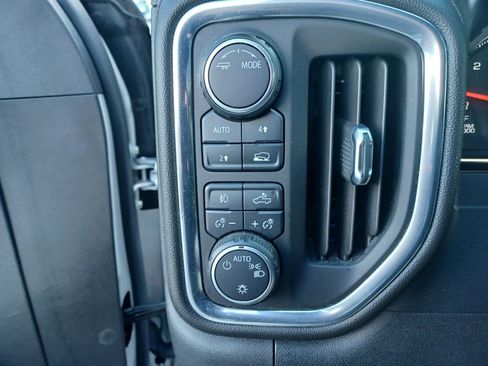 Used 2021 Chevrolet Silverado 1500 RST image 13