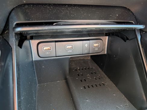 Used 2023 Kia Sorento X-Line EX AWD/4WD image 33