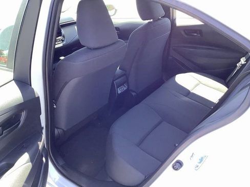 Used 2023 Toyota Corolla LE image 23