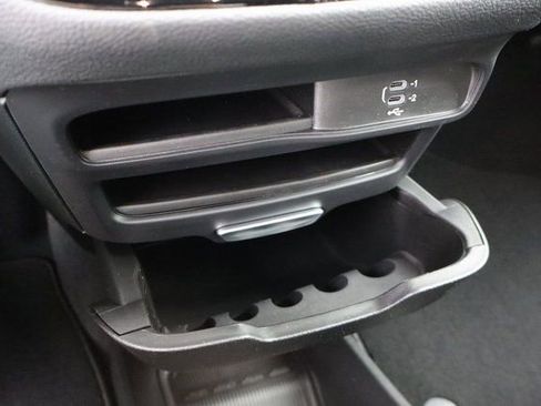 New 2026 Chrysler Pacifica Select FWD image 22