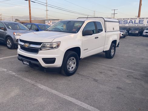 Used 2019 Chevrolet Colorado W/T w/ WT Convenience Package image 2