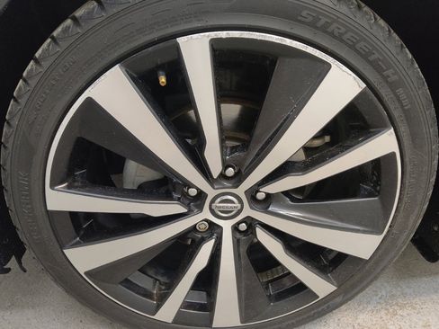 Used 2019 Nissan Altima 2.5 SR FWD image 31