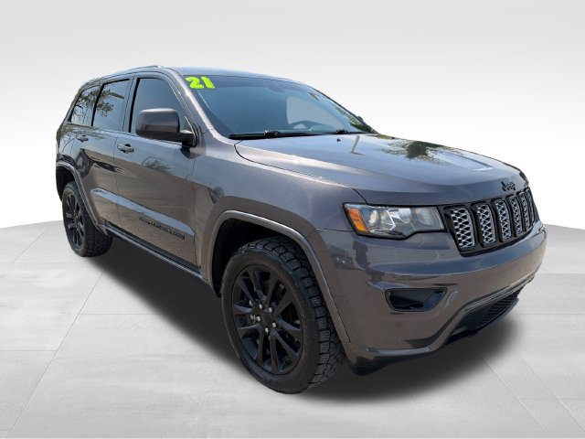 Used 2021 Jeep Grand Cherokee Laredo X AWD/4WD image 1