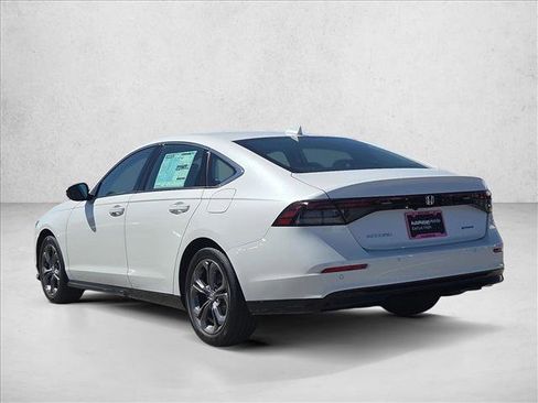 New 2026 Honda Accord EX-L image 9