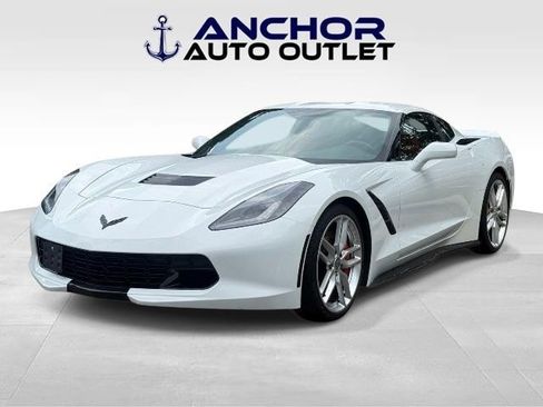 Used 2015 Chevrolet Corvette Stingray Coupe RWD image 4
