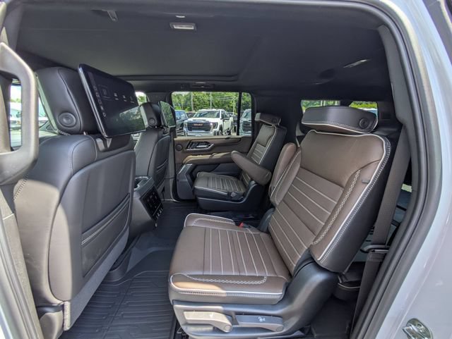 New 2026 GMC Yukon XL Denali Ultimate w/ LPO, Floor Liner Package AWD/4WD image 29