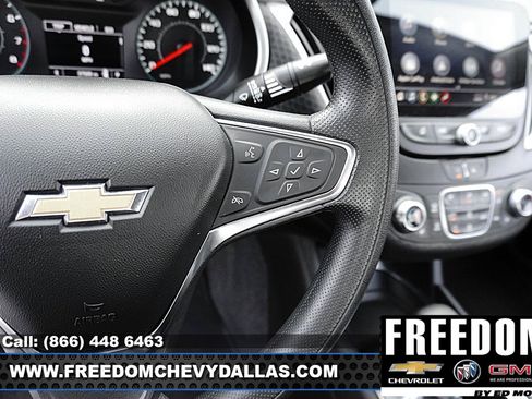 Used 2025 Chevrolet Malibu LT FWD image 21