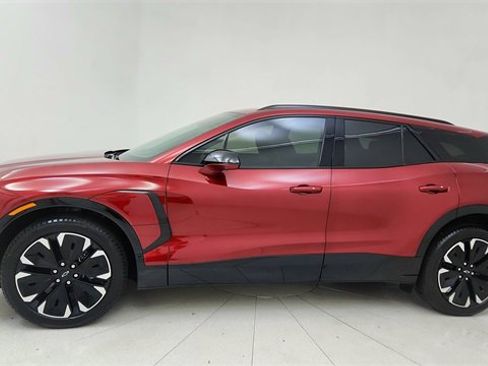 Used 2025 Chevrolet Blazer EV RS image 3