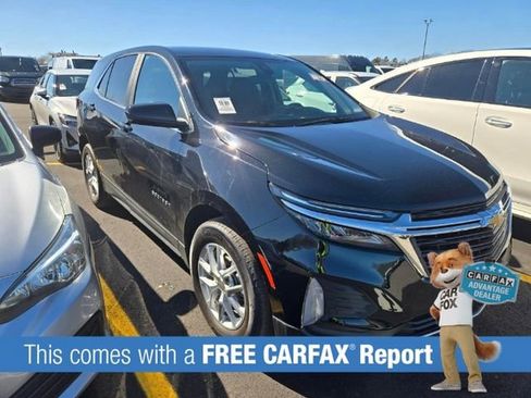 Used 2024 Chevrolet Equinox LT image 2