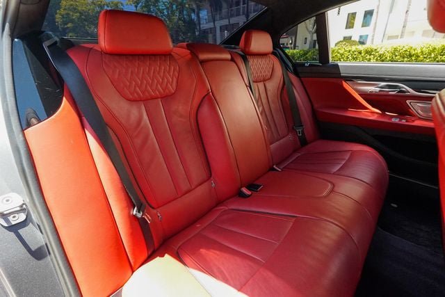 Used 2017 BMW ALPINA B7 xDrive AWD/4WD image 96