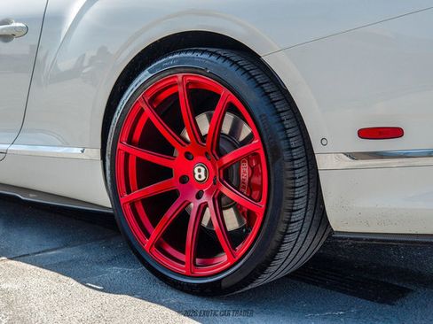 Used 2020 Bentley Continental GT V8 image 98