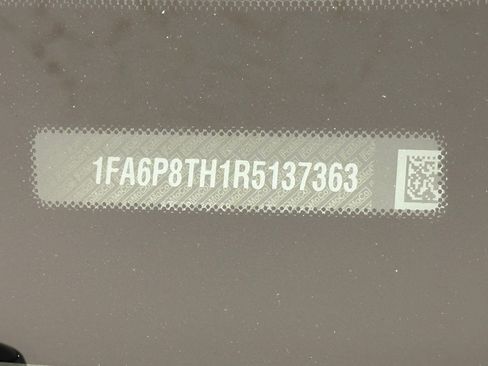 Used 2024 Ford Mustang Premium image 18