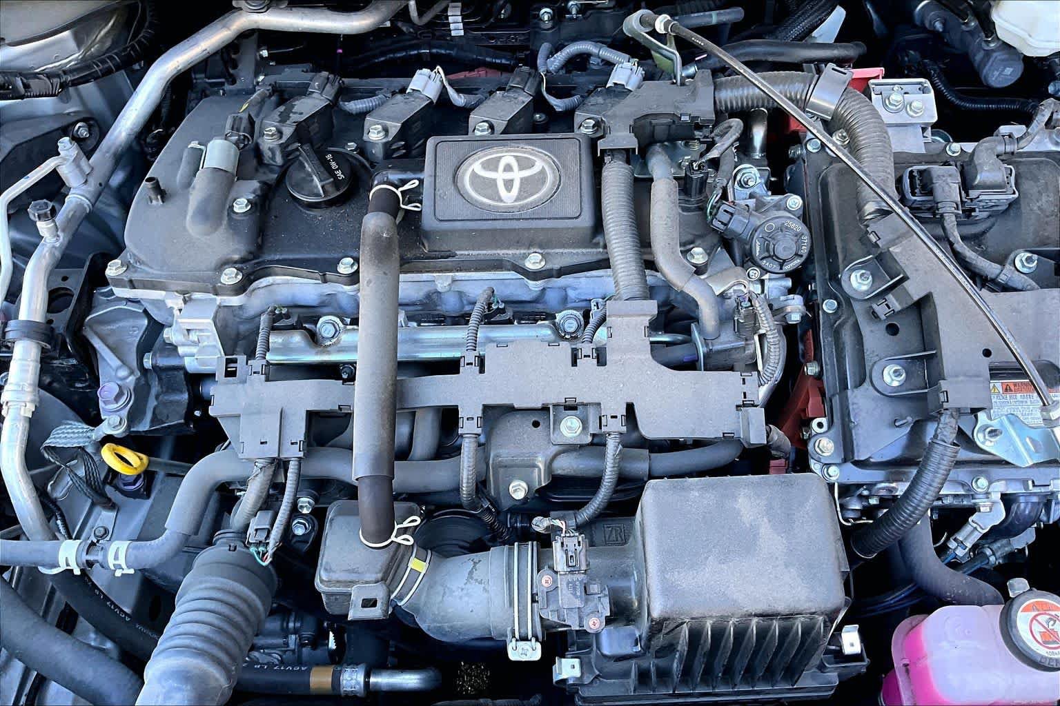 Used 2025 Toyota Corolla LE FWD image 33