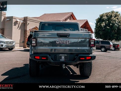Used 2020 Jeep Gladiator Mojave AWD/4WD image 6