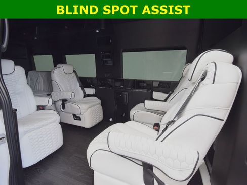 Used 2020 Mercedes-Benz Sprinter 3500 image 5