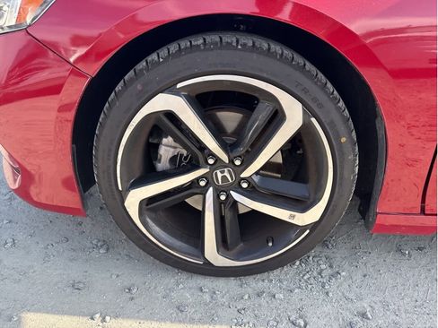 Used 2018 Honda Accord Sport image 24