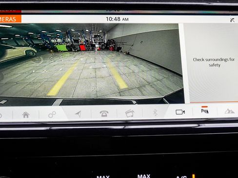 Used 2020 Land Rover Discovery Sport S image 23