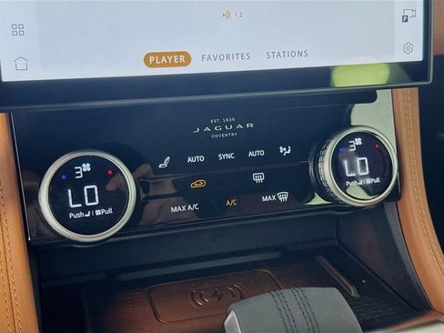 New 2026 Jaguar F-PACE R-Dynamic S image 18