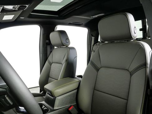 New 2026 Chevrolet Colorado ZR2 w/ Technology Package image 5