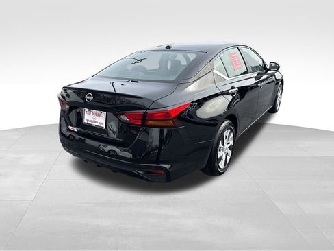Used 2025 Nissan Altima 2.5 S image 6