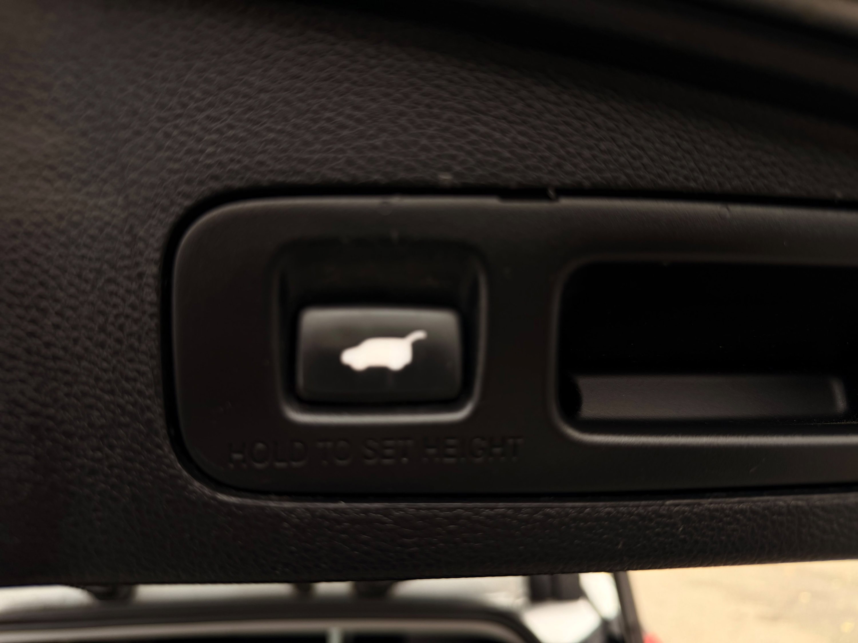 Used 2020 Honda CR-V EX-L image 9