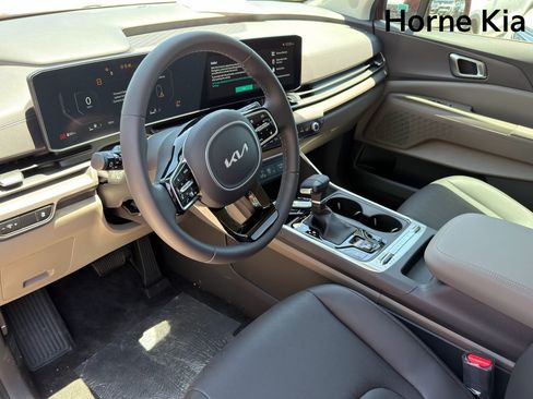 New 2026 Kia Carnival SX FWD image 11