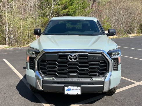 New 2026 Toyota Tundra SR5 w/ TRD Off-Road Package AWD/4WD image 8