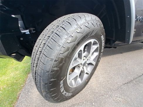 New 2025 Jeep Wrangler Unlimited Sport image 27