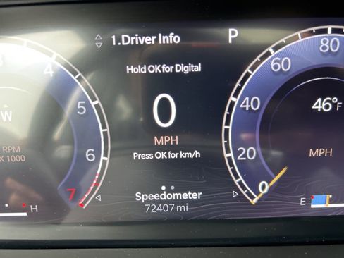 Used 2023 Jeep Grand Cherokee L Limited w/ Black Appearance Package image 13