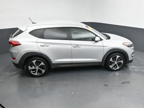 Used 2016 Hyundai Tucson Sport image 33