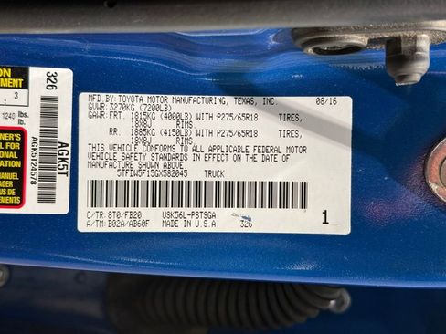 Used 2016 Toyota Tundra SR5 w/ TRD Off Road Package image 28