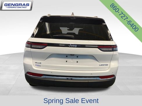 Used 2023 Jeep Grand Cherokee Limited w/ Luxury Tech Group II AWD/4WD image 5