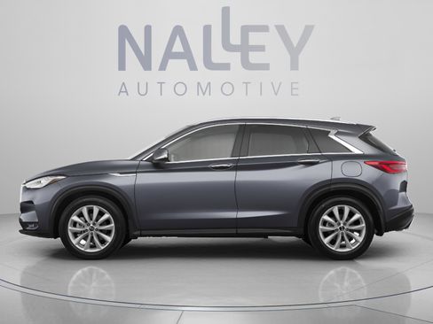 Used 2019 INFINITI QX50 Luxe w/ Navigation Package AWD/4WD image 2