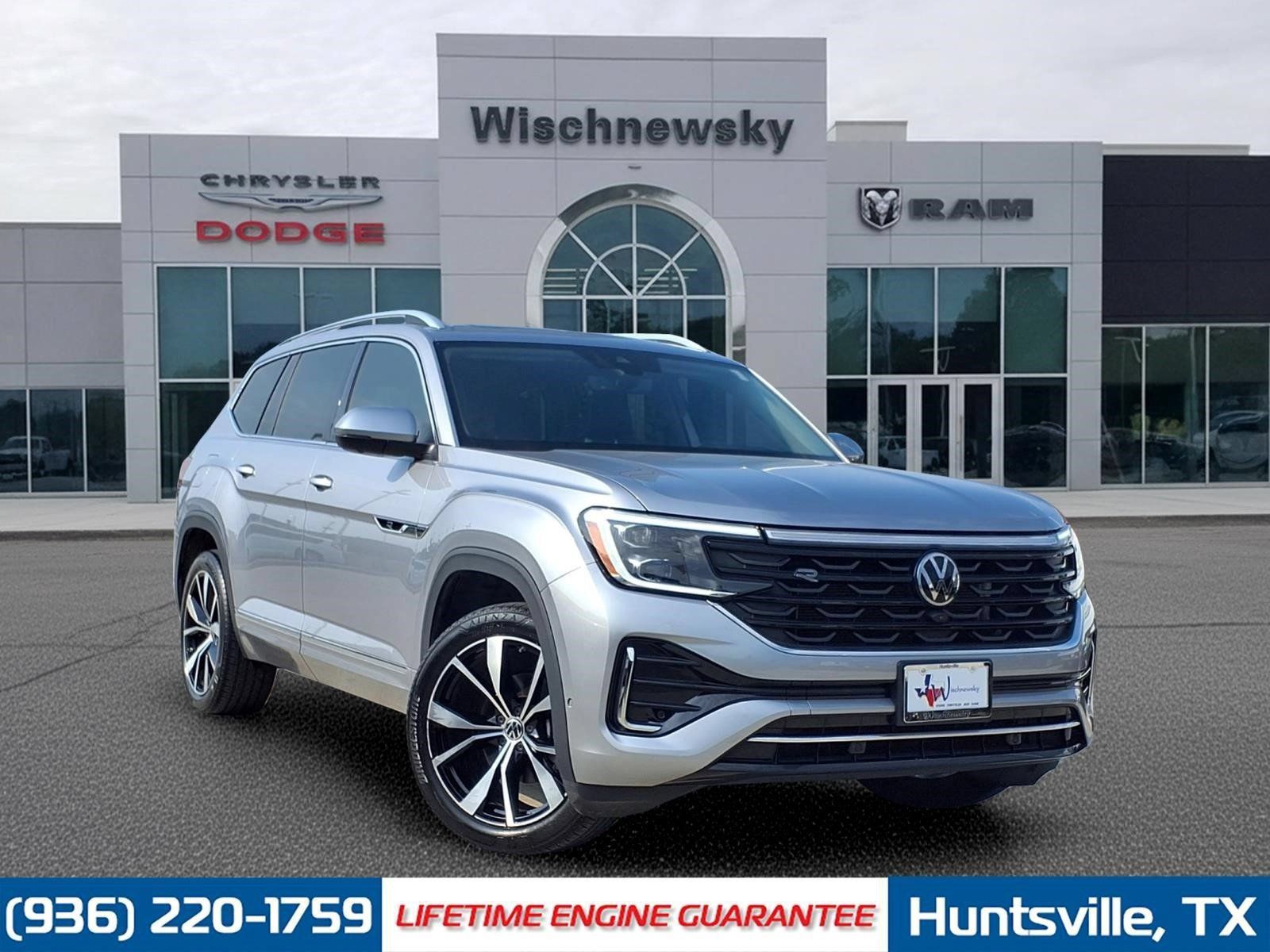 Used 2024 Volkswagen Atlas SEL Premium R-Line AWD/4WD image 1