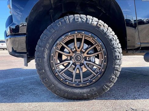 Used 2023 Chevrolet Silverado 1500 RST w/ Z71 Off-Road Package image 35