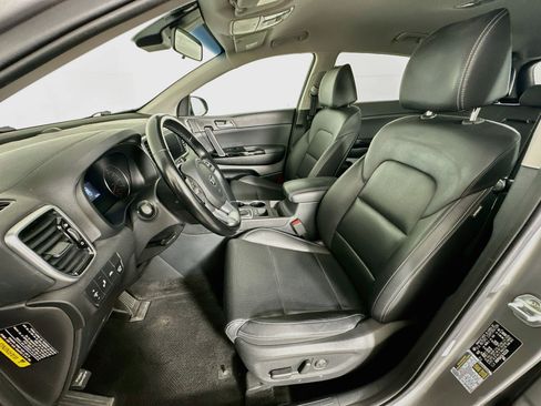 Used 2020 Kia Sportage EX FWD image 13