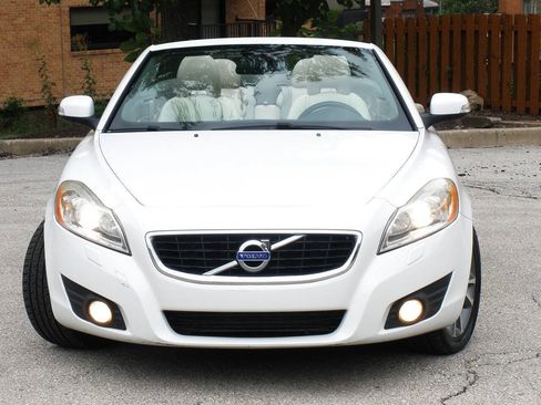 Used 2011 Volvo C70 T5 w/ Convenience Pkg FWD image 8