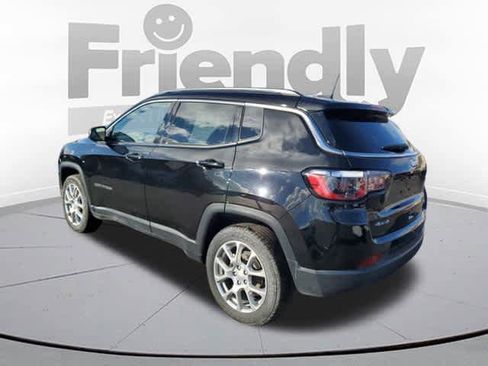 Used 2022 Jeep Compass Latitude w/ Sun and Sound Group image 3