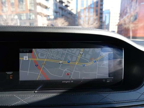 Used 2018 Mercedes-Benz S 560 4MATIC Sedan w/ Premium Package image 31