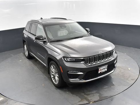 Used 2022 Jeep Grand Cherokee Summit w/ MOPAR Finishing Package AWD/4WD image 47