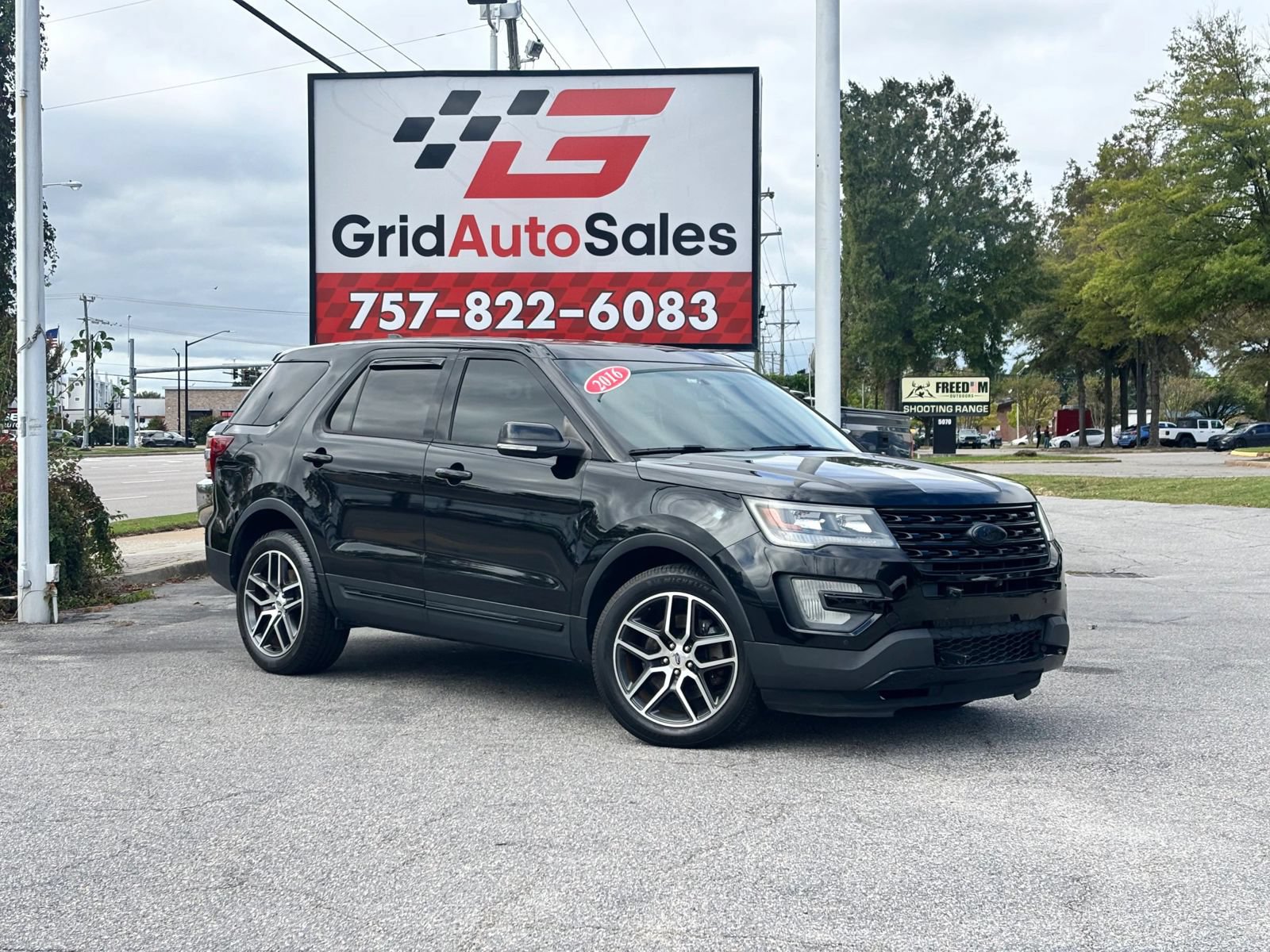 Used 2016 Ford Explorer Sport w/ Equipment Group 401A AWD/4WD image 1