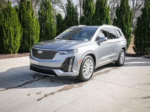 Used 2020 Cadillac XT6 Premium Luxury image 5