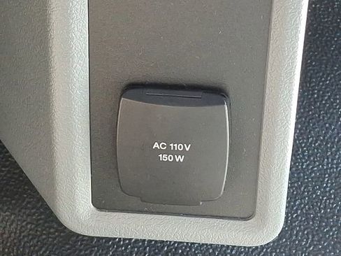 Used 2023 Ford F650 2WD Regular Cab Super Duty image 19